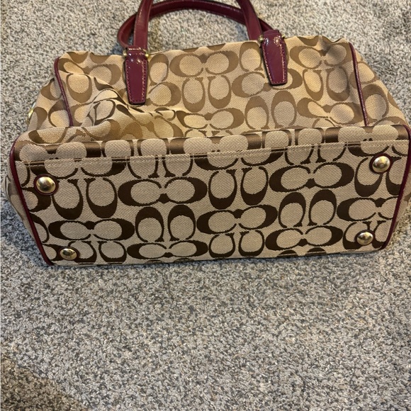 Coach Signature Stripe Purse - Picture 5 of 9